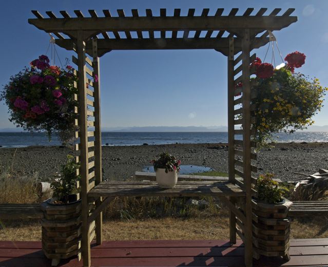 ocean view through arbour on lower deck